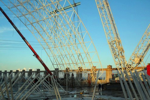 宣威枝江五柳树市场北大门网架工程